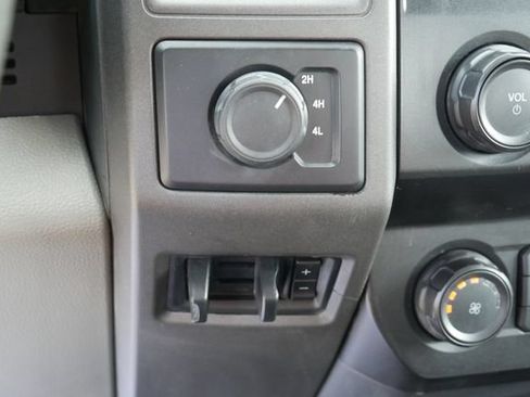 Used 2022 Ford F250 XL w/ Power Equipment Group AWD/4WD image 21