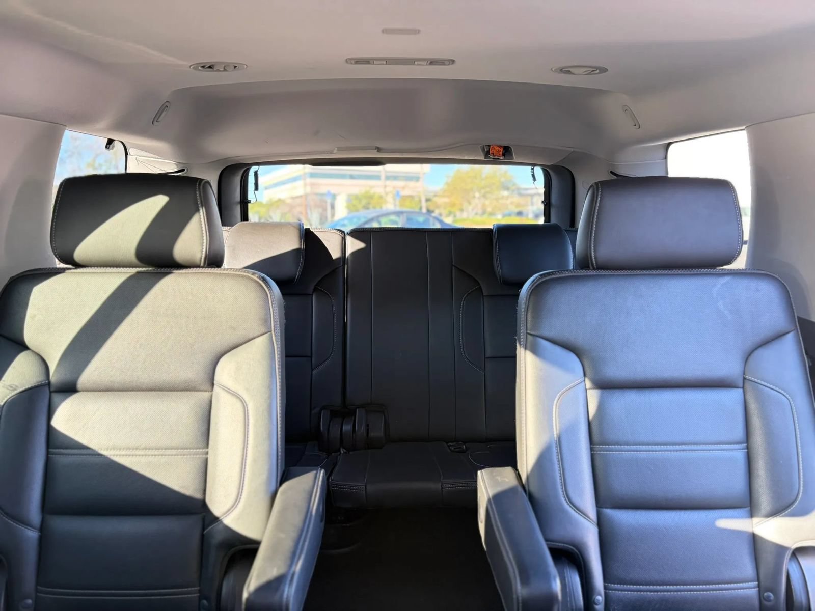 Used 2017 GMC Yukon Denali w/ Open Road Package RWD image 18