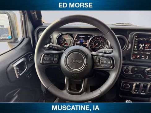 Used 2023 Jeep Wrangler Sport S image 12