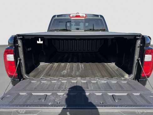 Used 2023 GMC Canyon AT4 AWD/4WD image 29