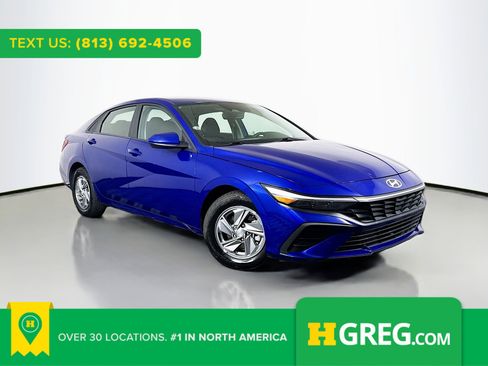 Used 2024 Hyundai Elantra SE image 1