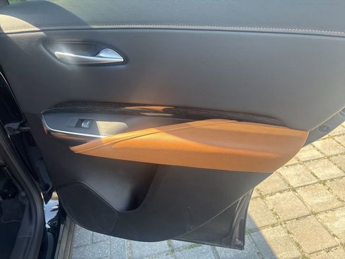 Certified 2025 Cadillac XT4 Premium Luxury image 35