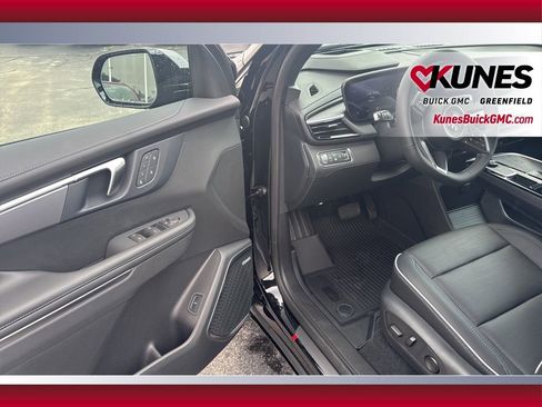 New 2026 Buick Enclave Sport Touring w/ Power Package image 15