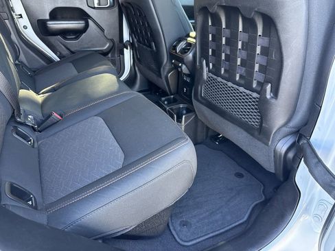 Used 2021 Jeep Gladiator Mojave image 40
