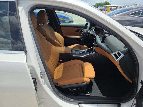 Used 2026 BMW 330i Sedan w/ Convenience Package RWD image 7