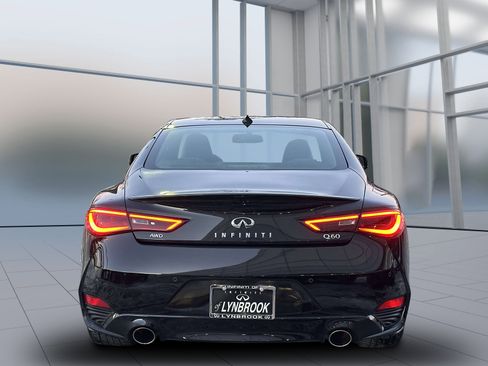 Used 2020 INFINITI Q60 3.0t Luxe w/ Essential Package image 5
