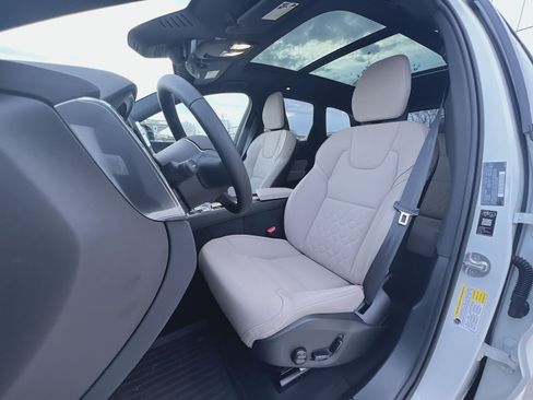 New 2026 Volvo XC60 B5 Plus w/ Protection Package Premier AWD/4WD image 13
