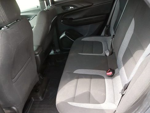 Used 2021 Chevrolet TrailBlazer LT w/ Convenience Package FWD image 15