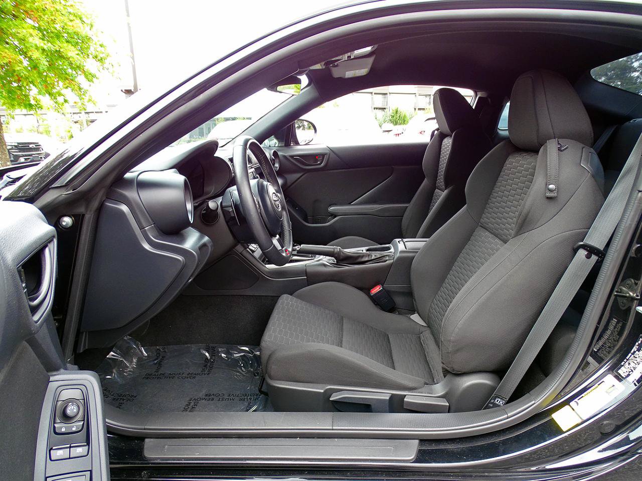 Used 2023 Toyota GR86 RWD image 16