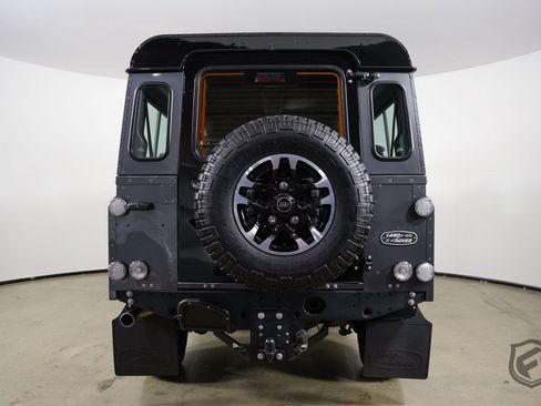 Used 1991 Land Rover Defender 110 image 8