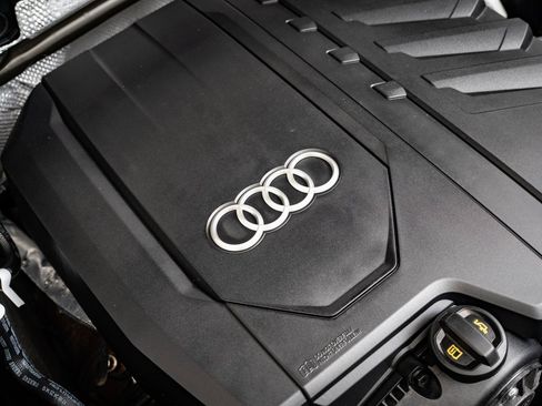 Certified 2024 Audi Q5 2.0T Premium w/ Convenience Package image 39