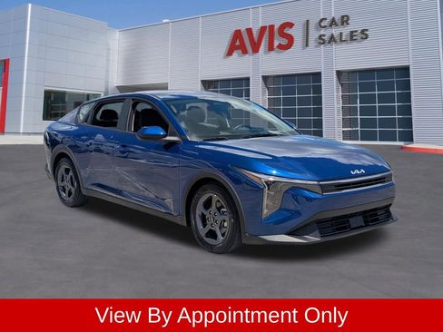 Used 2025 Kia K4 FWD image 3