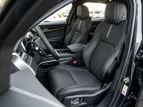 New 2026 Jaguar F-PACE R-Dynamic S image 13