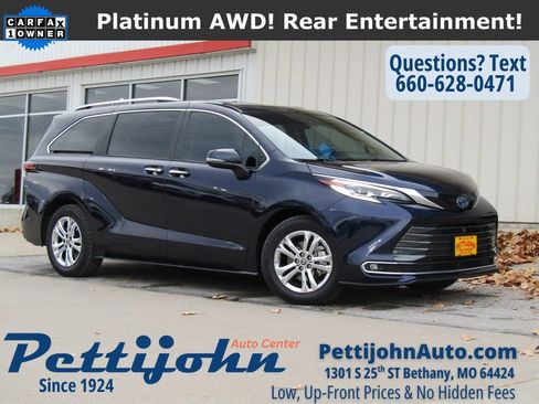 Used 2023 Toyota Sienna Platinum image 1