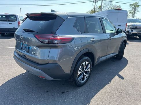 Used 2023 Nissan Rogue SV AWD/4WD image 7