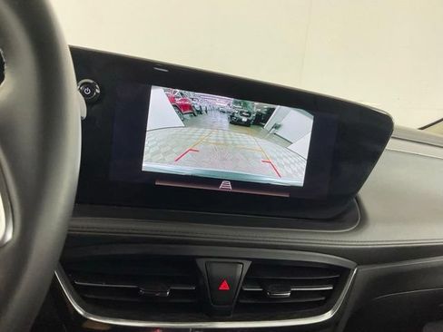 Used 2025 Buick Encore GX Preferred FWD image 24