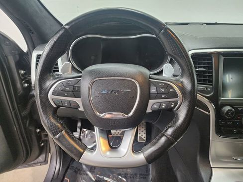 Used 2015 Jeep Grand Cherokee SRT w/ Luxury Group II AWD/4WD image 14