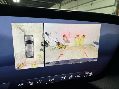 Certified 2025 Buick Enclave Preferred image 15