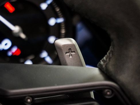 Used 2024 Porsche 911 Carrera image 28