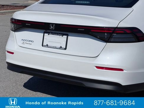 New 2026 Honda Accord SE image 38