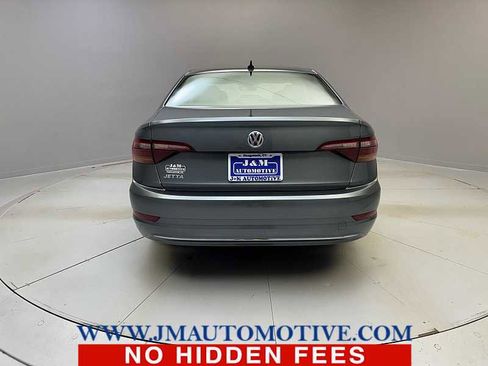 Used 2019 Volkswagen Jetta SEL image 4