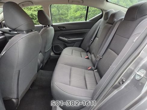Used 2025 Nissan Altima 2.5 SV FWD image 10