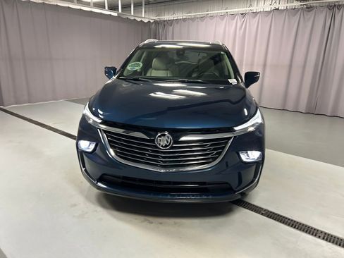 Used 2023 Buick Enclave Essence w/ Experience Buick Package FWD image 2