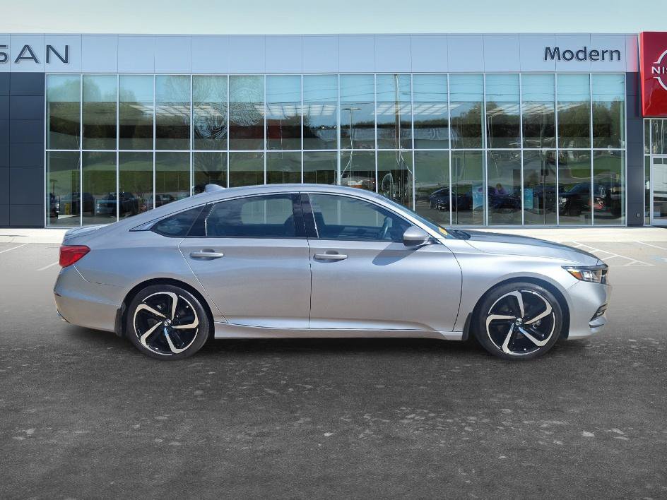 Used 2019 Honda Accord Sport image 4