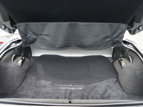 Used 2007 Chevrolet Corvette 3LT w/ Preferred Equipment Group image 9