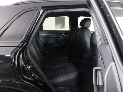 Used 2023 Audi Q3 2.0T Premium AWD/4WD image 30