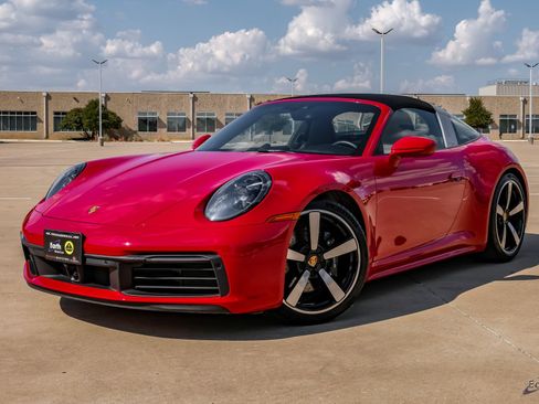 Used 2023 Porsche 911 Targa 4S AWD/4WD image 5