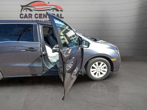 Used 2018 Honda Odyssey LX image 7