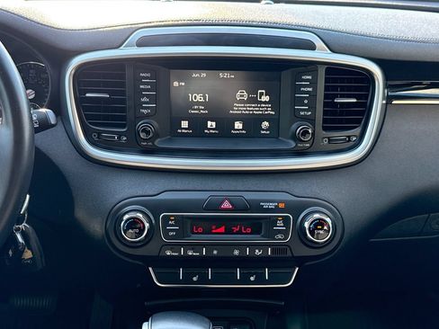 Used 2019 Kia Sorento S AWD/4WD image 22