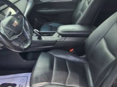 Used 2018 Cadillac XT5 Luxury w/ Driver Awareness Package AWD/4WD image 6