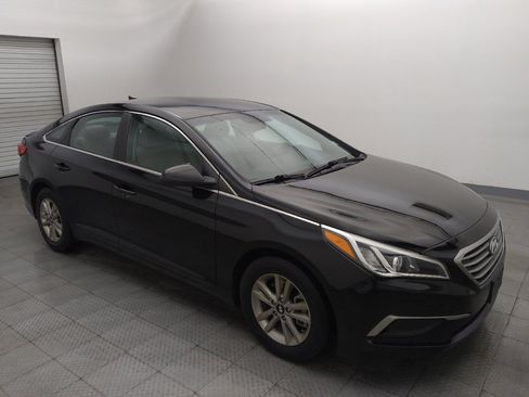 Used 2016 Hyundai Sonata SE FWD image 11