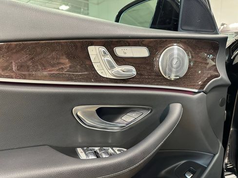 Used 2023 Mercedes-Benz E 350 Sedan image 11
