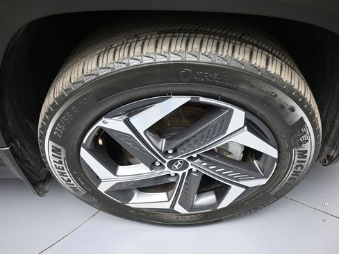 Used 2022 Hyundai Tucson Limited AWD/4WD image 13