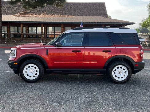 Used 2024 Ford Bronco Sport Heritage w/ Heritage Convenience Package AWD/4WD image 3