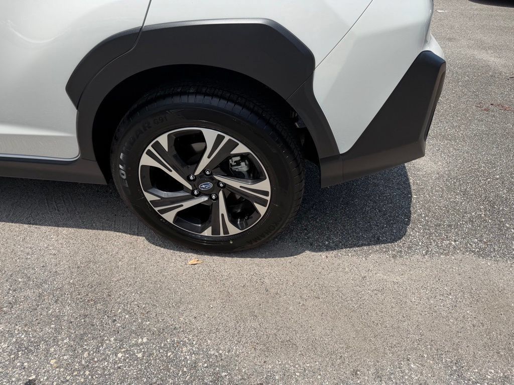 Used 2026 Subaru Crosstrek 2.5i Premium AWD/4WD image 9