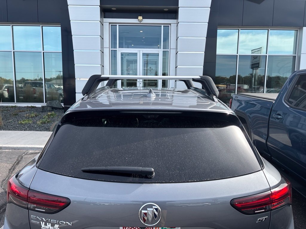Used 2022 Buick Envision Essence w/ Technology Package II AWD/4WD image 6