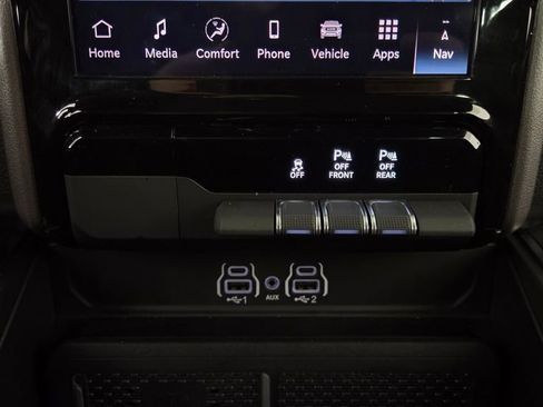 Used 2025 RAM 1500 Big Horn AWD/4WD image 27