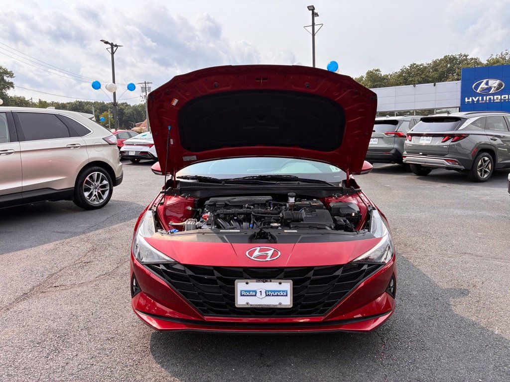 Used 2023 Hyundai Elantra SEL FWD image 10