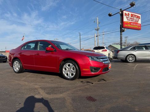 Used 2011 Ford Fusion SE image 4