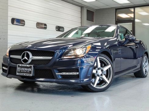 Used 2015 Mercedes-Benz SLK 250 image 2