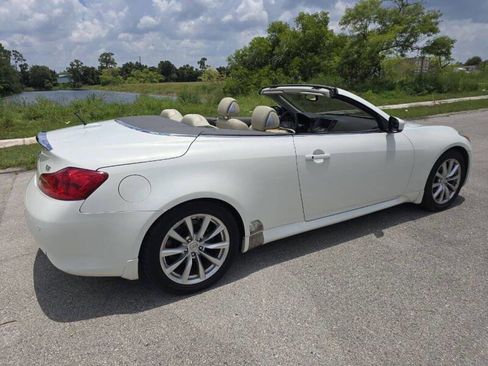 Used 2013 INFINITI G37 Sport w/ Premium Pkg image 6