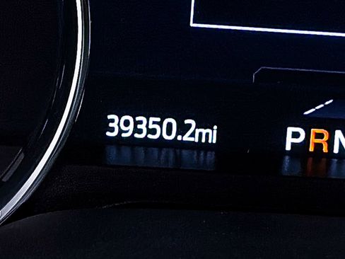 Used 2022 Ford F250 Lariat w/ Lariat Ultimate Package AWD/4WD image 36