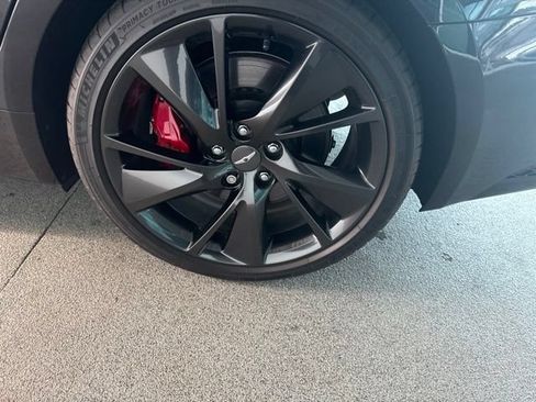 Used 2022 Genesis G70 3.3T w/ Sport Prestige Package AWD/4WD image 4
