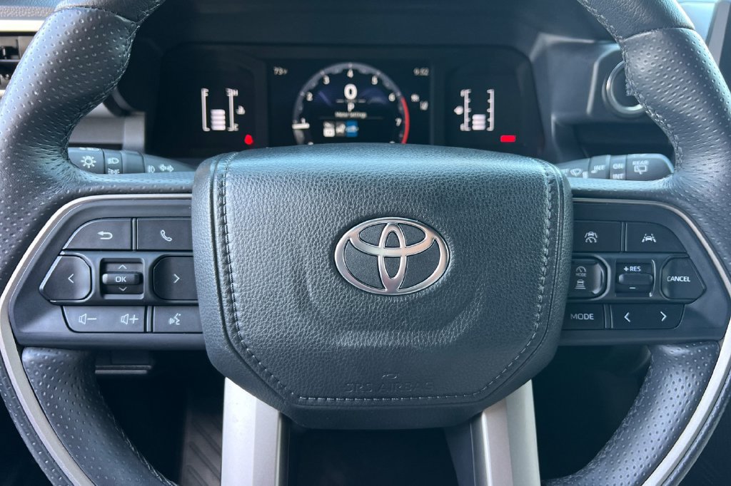 Certified 2026 Toyota 4Runner SR5 AWD/4WD image 26