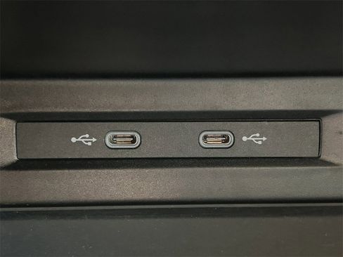 Used 2022 Volkswagen Tiguan SE image 30