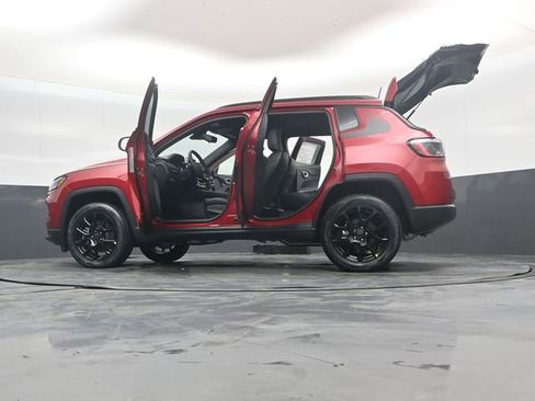 New 2026 Jeep Compass Latitude AWD/4WD image 52